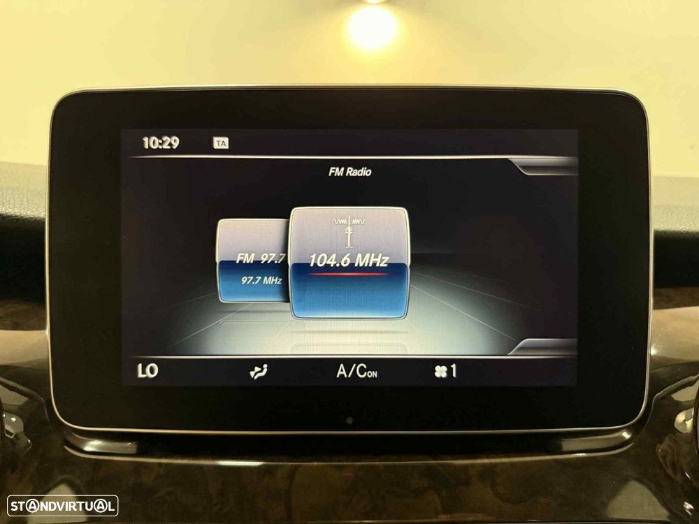 Mercedes-Benz V 220 CDi Longo Aut. - 21