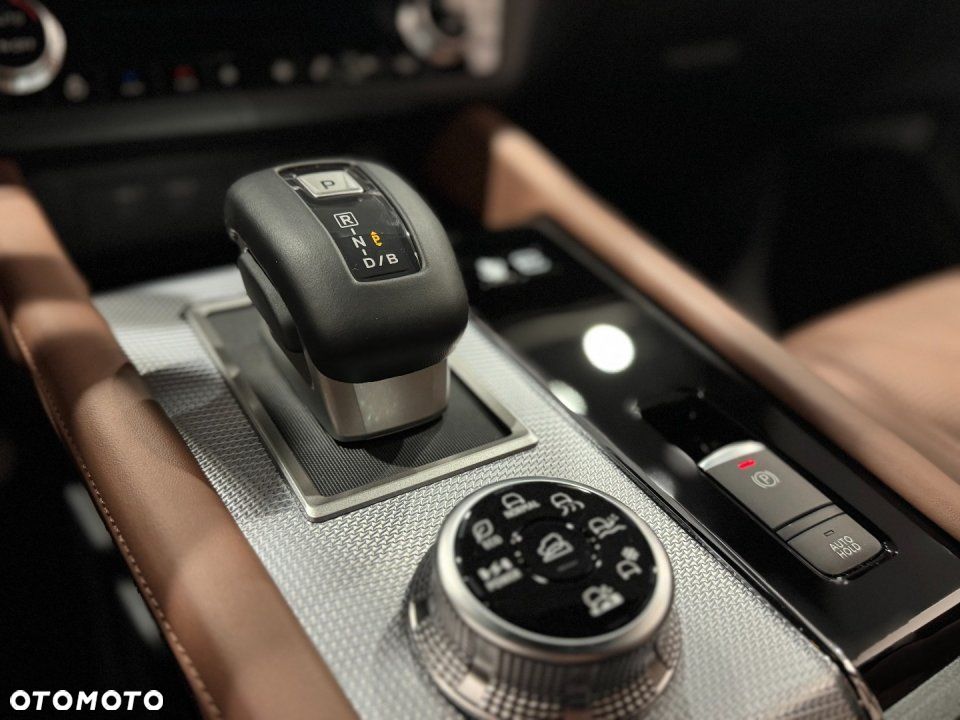 Mitsubishi Outlander - 15