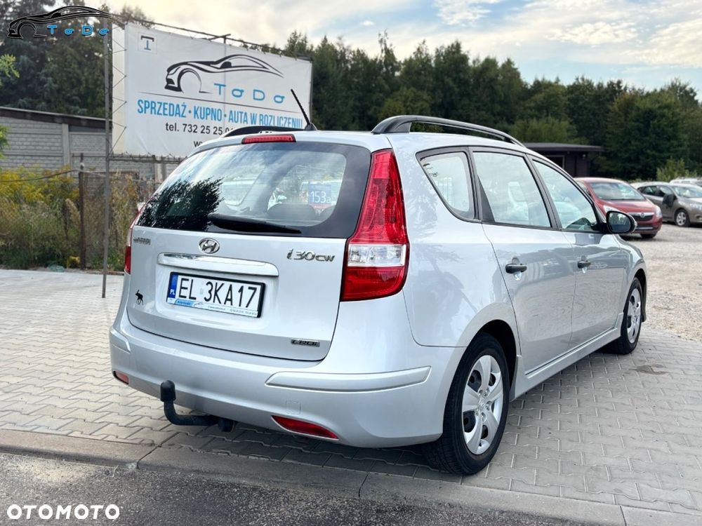 Hyundai i30 1.6 CRDi Comfort EU5 - 13