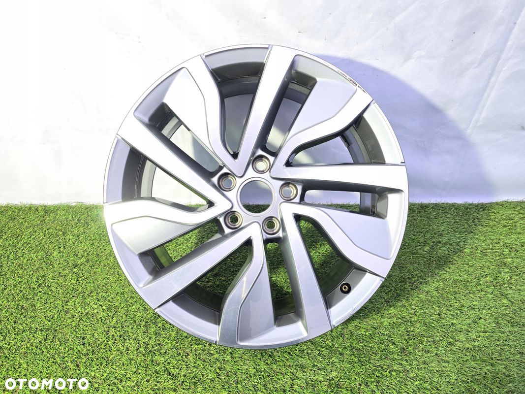 FELGA VW T-ROC TROC 7x18 ET45 5x112 2GA601025AD - 3
