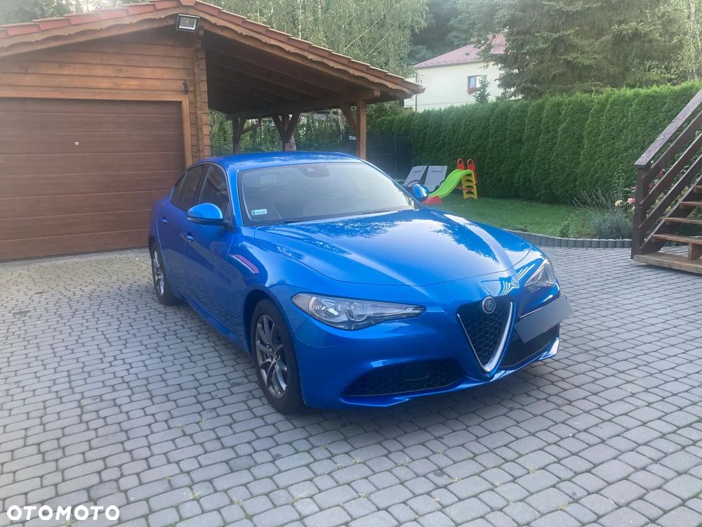 Alfa Romeo Giulia 2019 photo 4