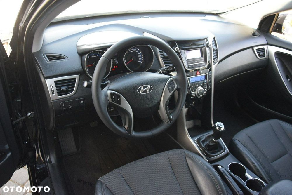 Hyundai i30 1.4 Premium - 28