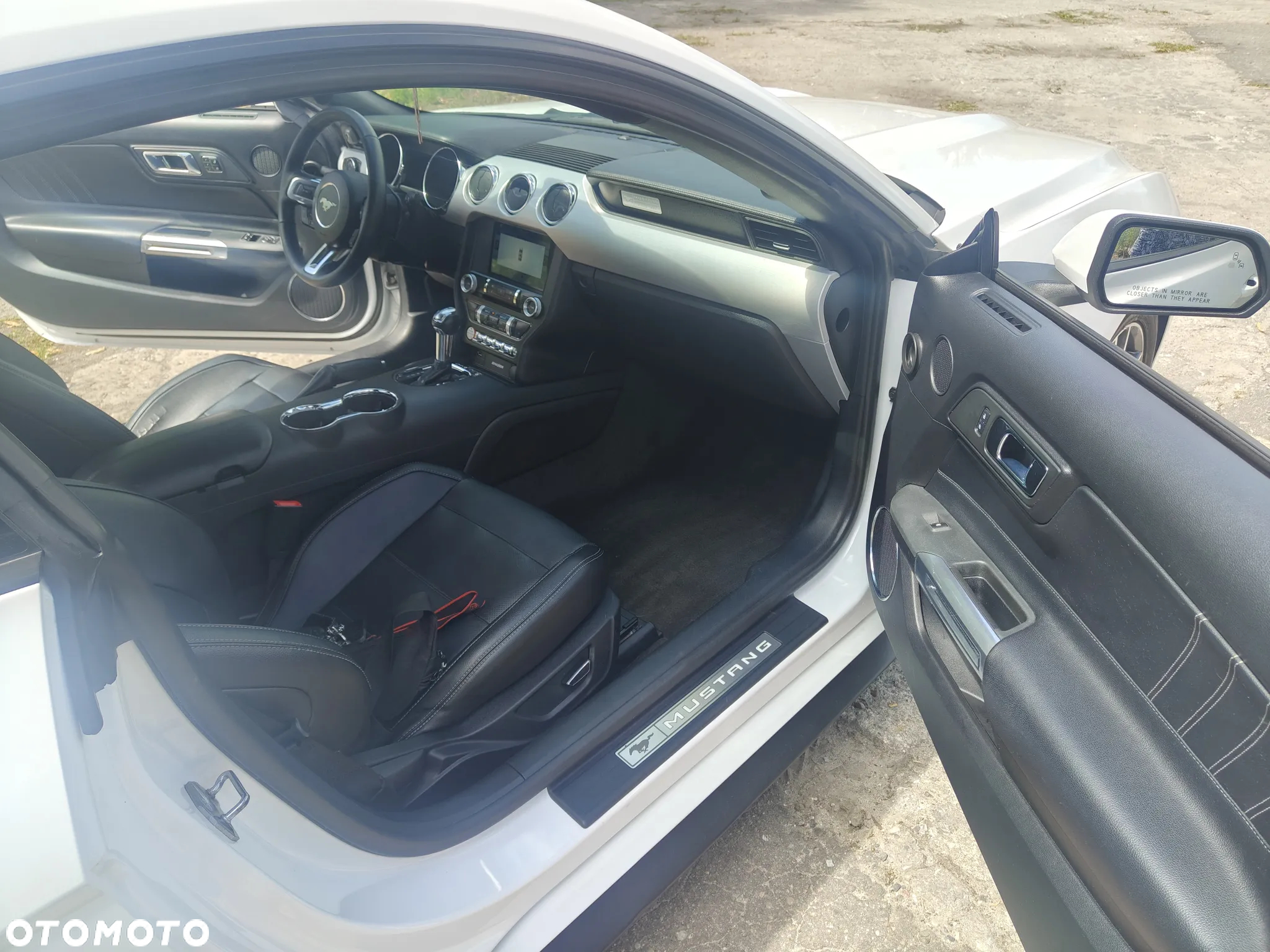 Ford Mustang 2.3 Eco Boost - 10