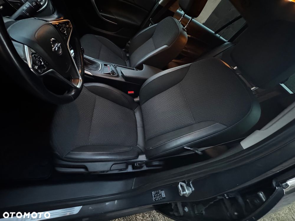 Opel Insignia 2.0 CDTI Executive S&S - 9