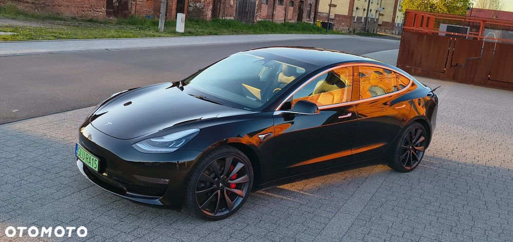 Tesla Model 3 - 2