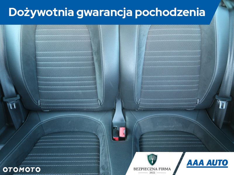 Volkswagen Scirocco - 11