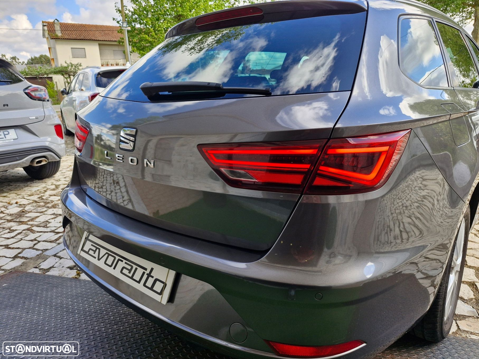 SEAT Leon ST 1.6 TDI Xcellence S/S - 28