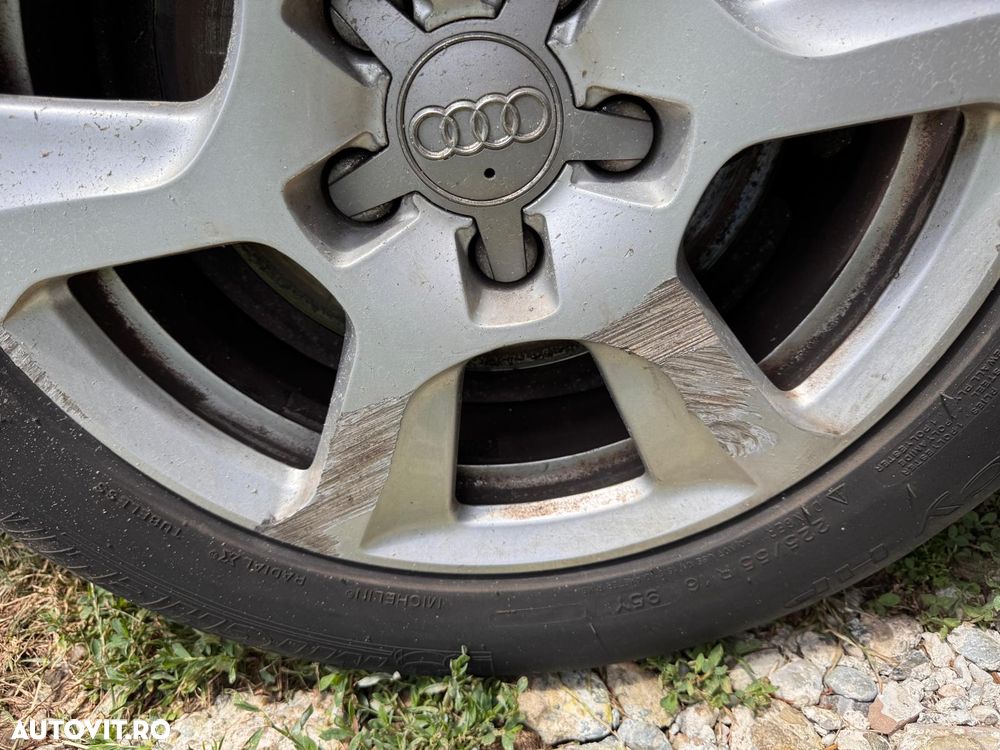 Audi A4 Avant 2.0 TDI - 15