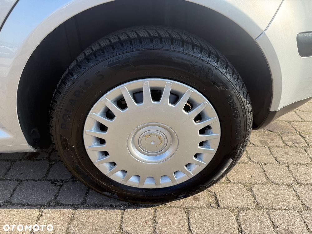 Volkswagen Golf - 30