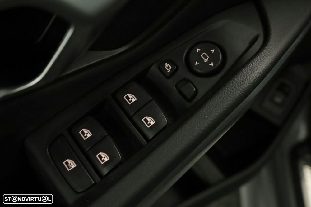 BMW 320 d Touring Pack Desportivo M Auto - 20