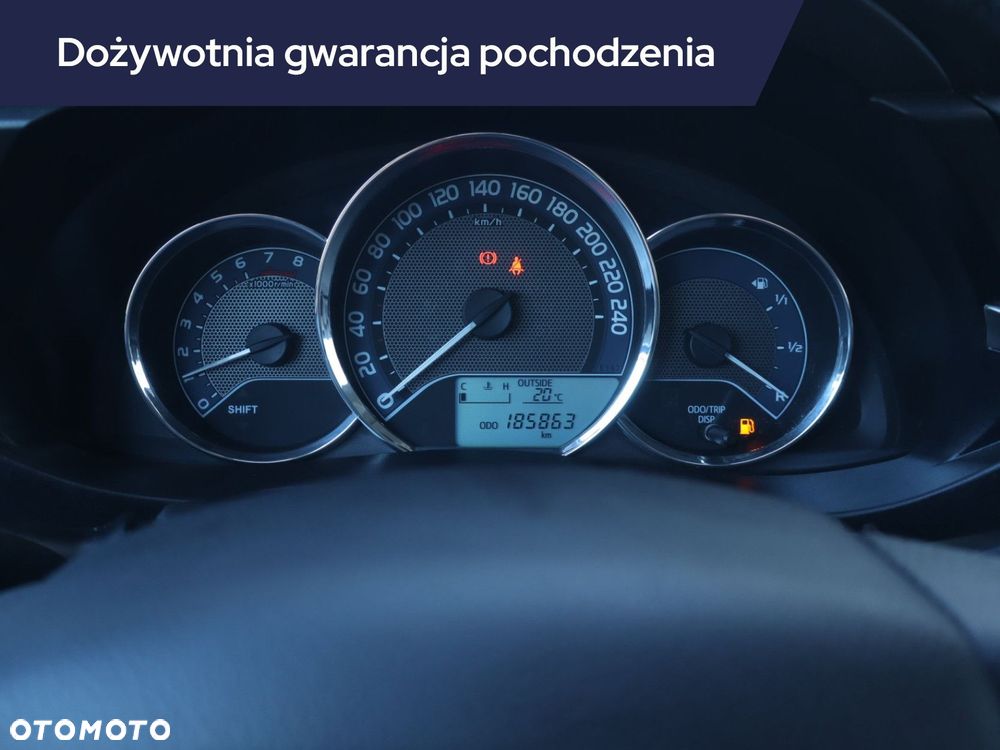 Toyota Corolla - 13
