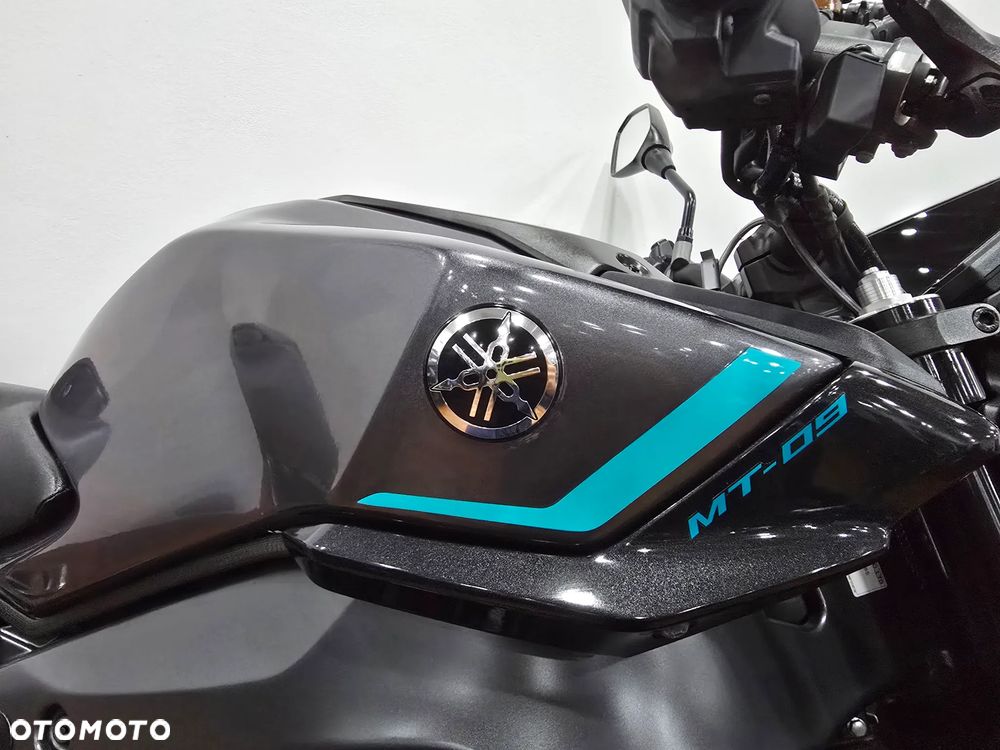 Yamaha MT - 19