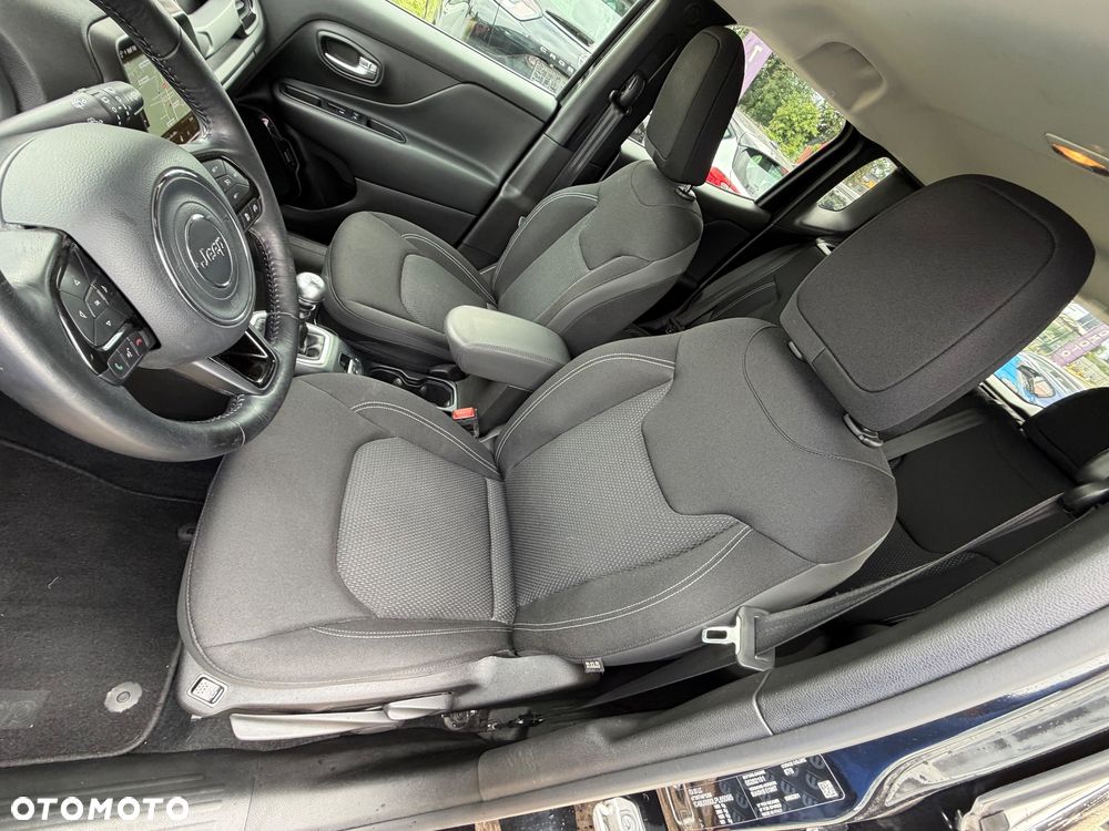 Jeep Renegade - 24