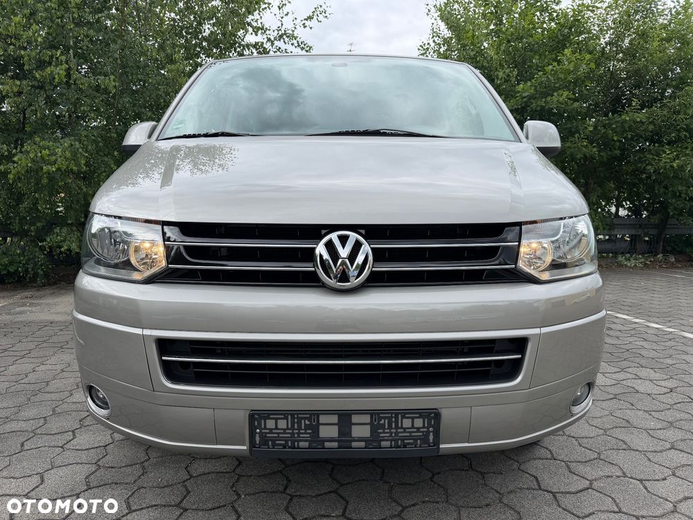 Volkswagen Multivan - 2
