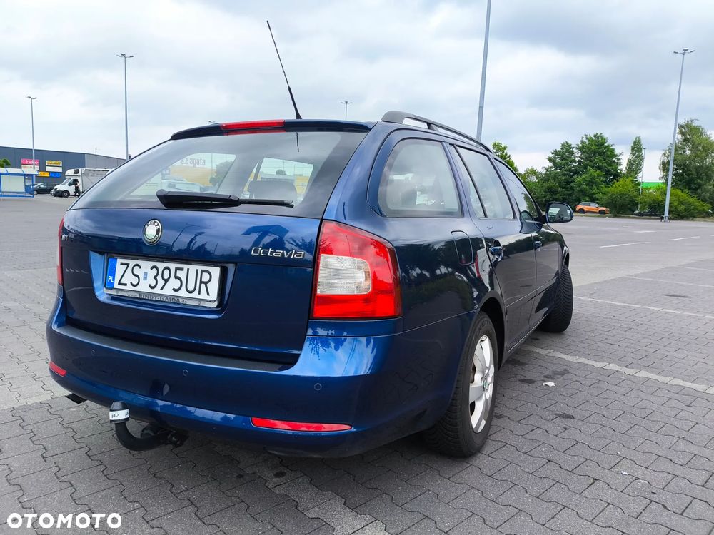 Skoda Octavia 1.6 Ambition - 4