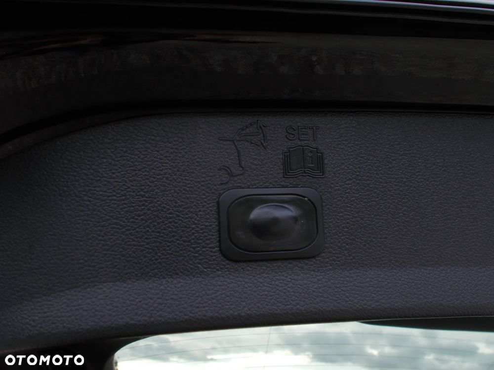 Ford Kuga 2.0 TDCi Titanium - 9
