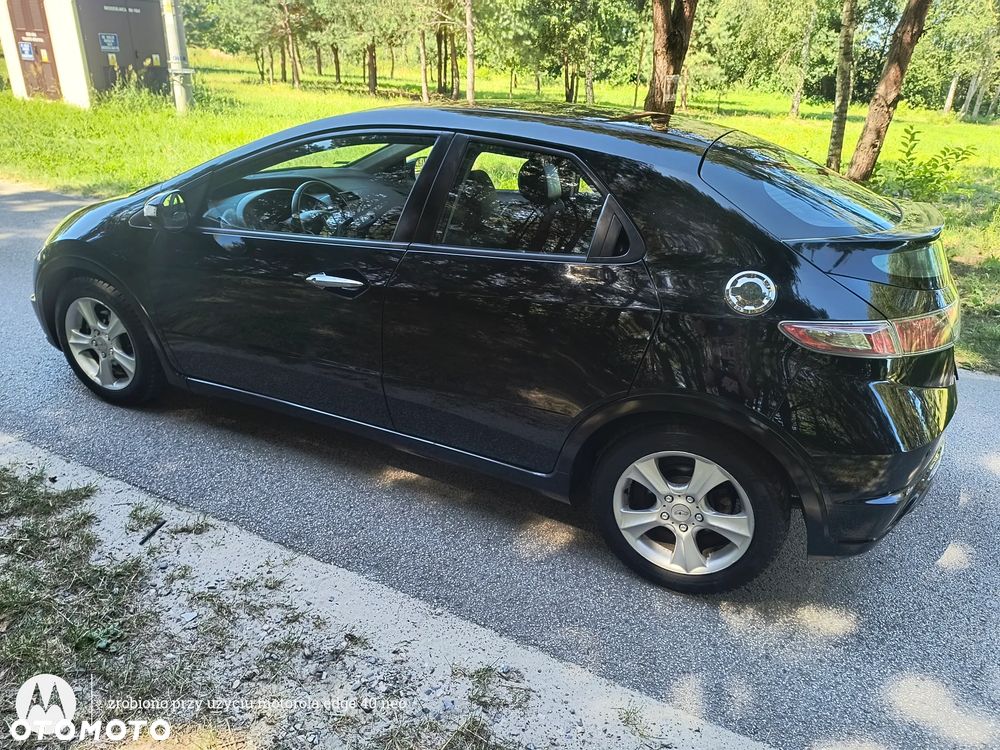 Honda Civic 1.8 Sport - 18