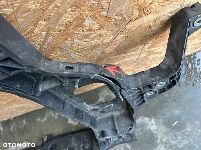 HYUNDAI I20 III  wzmocnienie pas przedni orginał 64101-Q0000 - 6