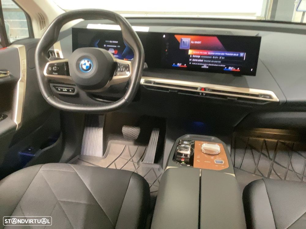 BMW iX xDrive 40 Pack Desportivo - 3