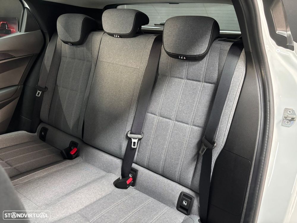 Renault Mégane E-Tech EV40 Evolution Autonomia Urbana - 17