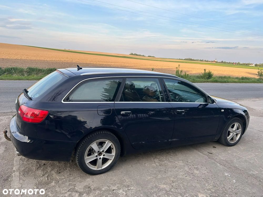 Audi A6 Avant 2.4 - 4