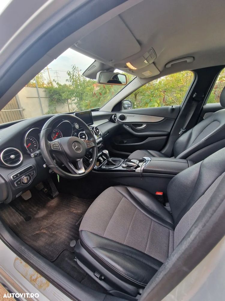 Mercedes-Benz C - 4