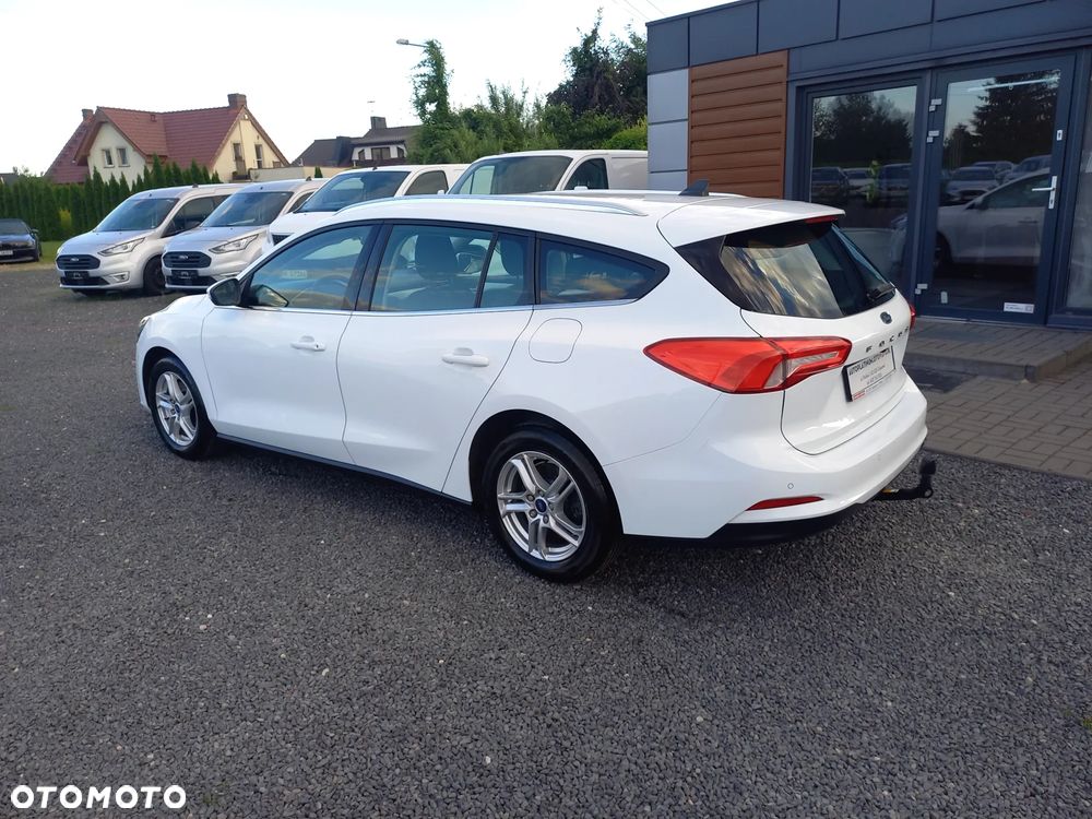 Ford Focus 1.5 EcoBlue STart-Stopp-System TITANIUM - 4