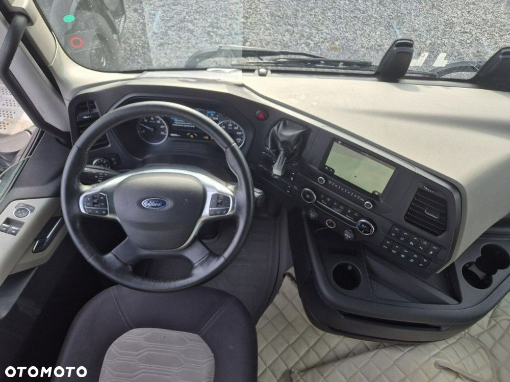 Ford f-max - 30