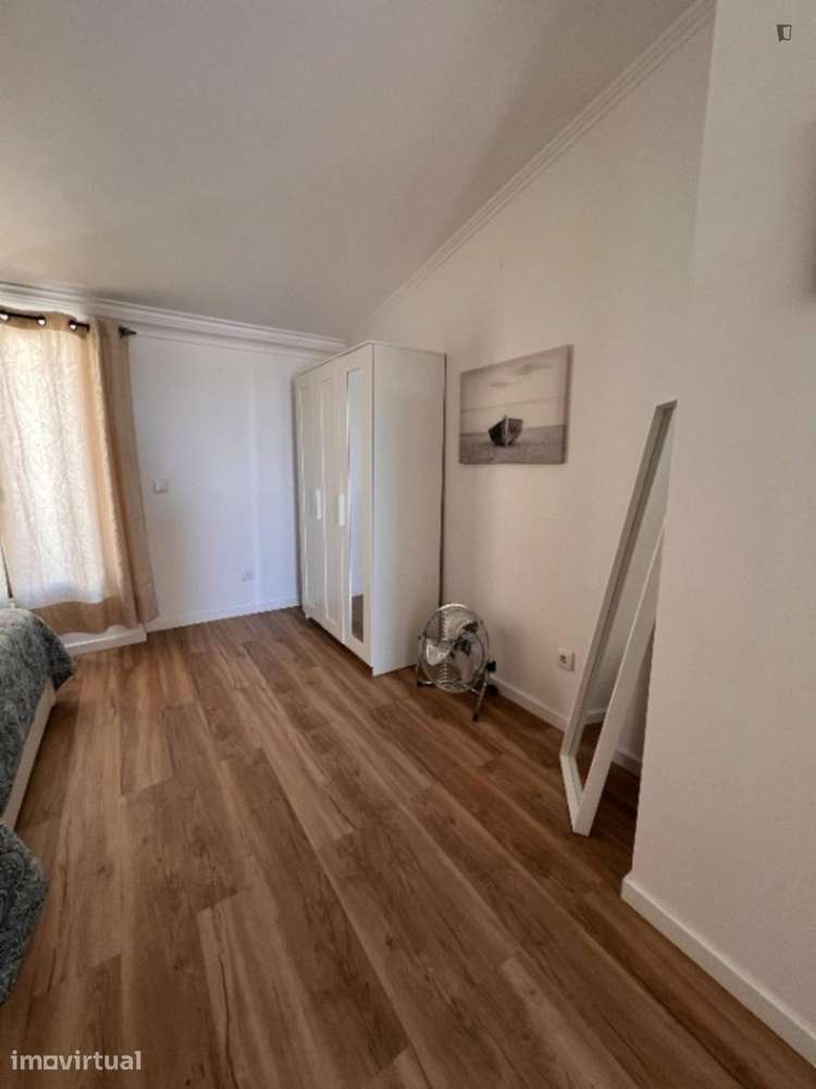 Apartamento com 1 quartos - localizado em Almada Lisbon - Grande imagem: 2/8