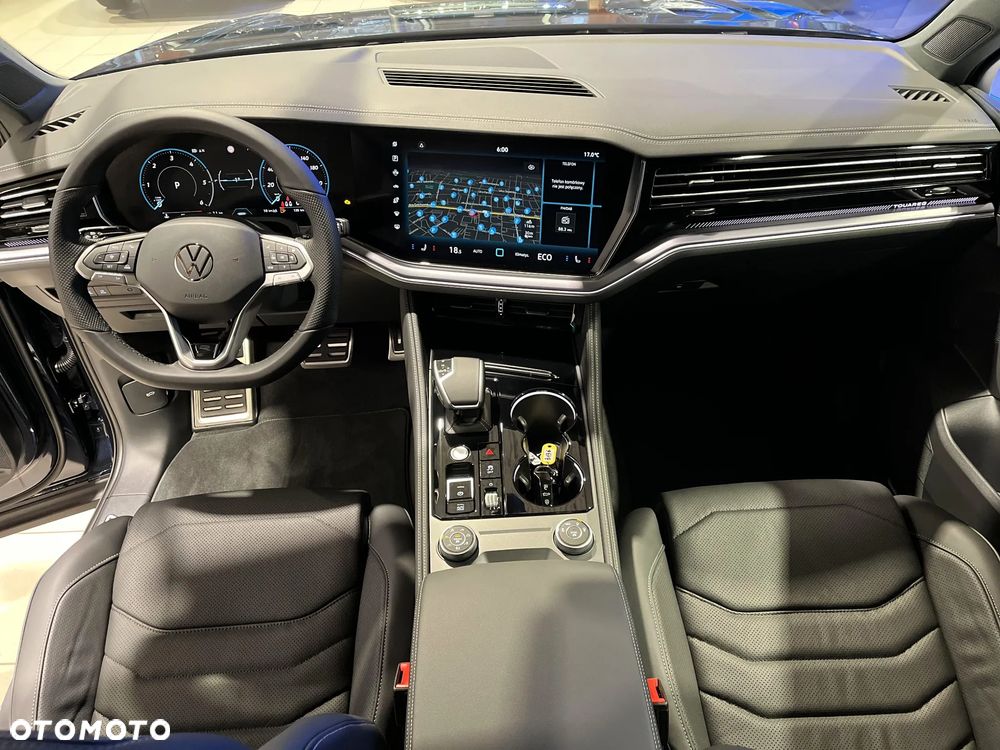 Volkswagen Touareg 3.0 V6 TDI SCR 4Mot R-Line - 32