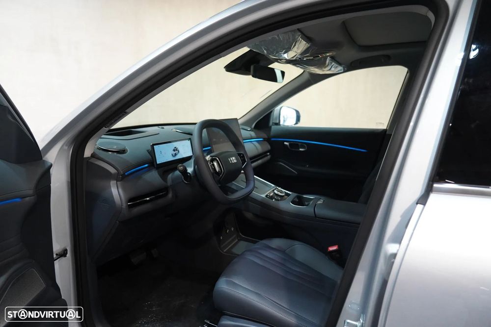 Geely Starray EM-i - 7