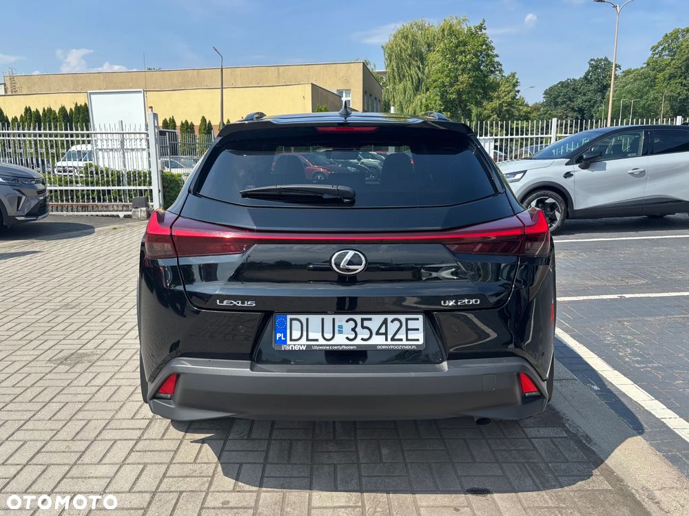 Lexus UX - 6