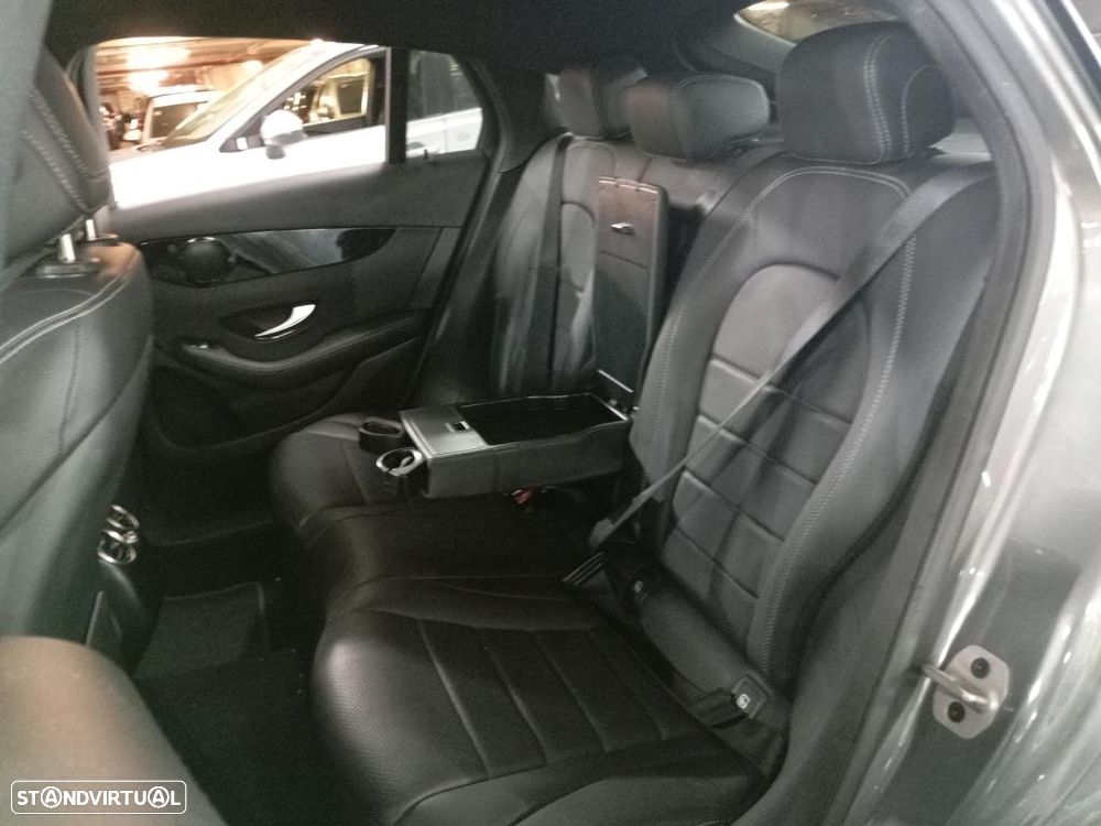 Mercedes-Benz GLC 300 e 4Matic - 8