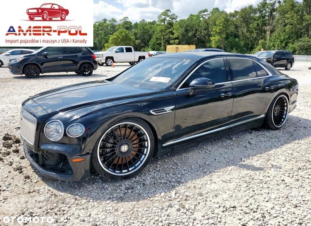 Bentley Flying Spur - 1