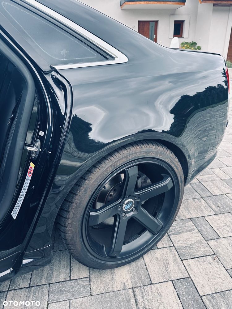 Audi A8 - 4
