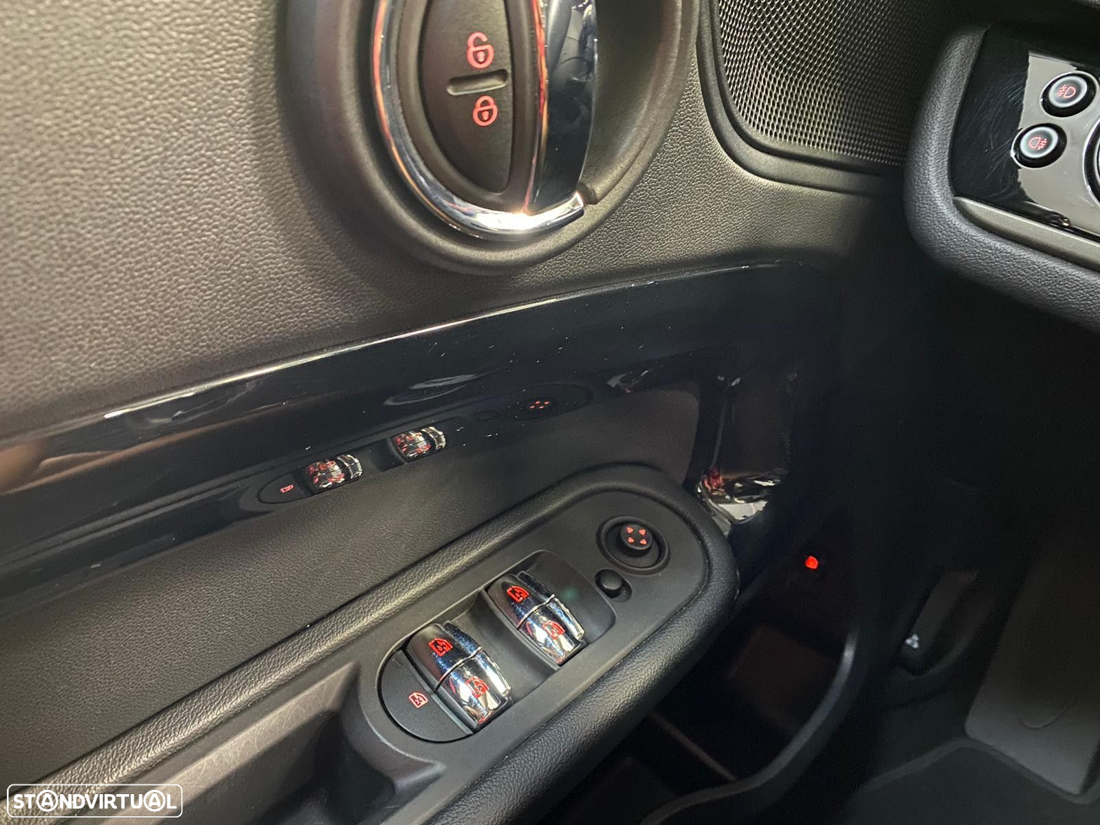 MINI Countryman Cooper SE ALL4 Auto - 19