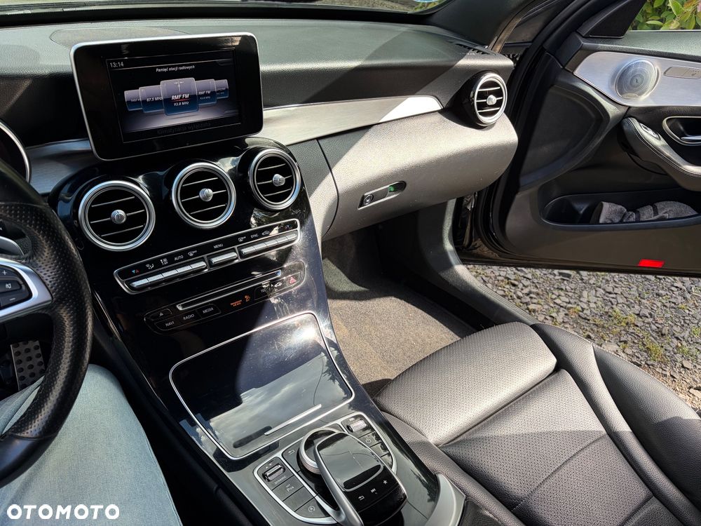 Mercedes-Benz Klasa C 220 d 9G-TRONIC - 17
