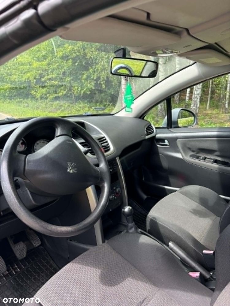 Peugeot 207 CC - 4