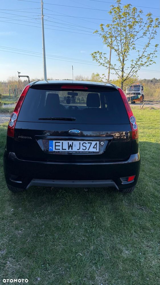 Ford Fiesta - 4