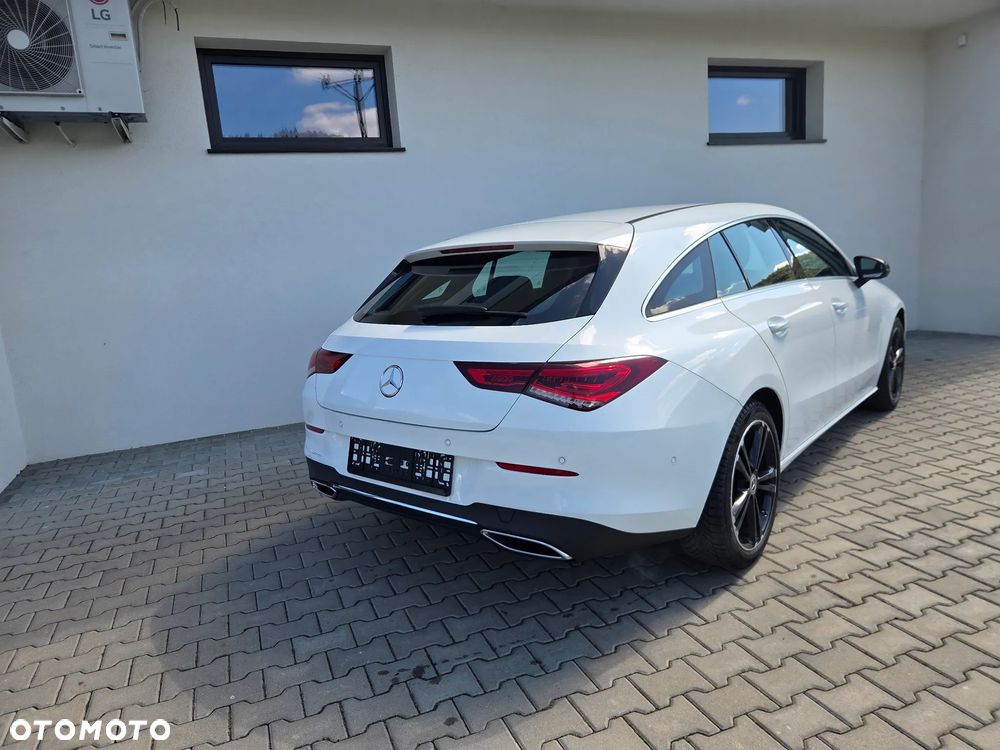 Mercedes-Benz CLA - 4