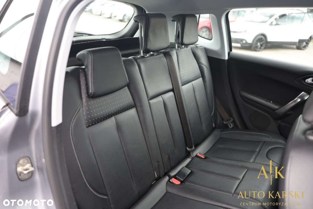 Peugeot 2008 - 37
