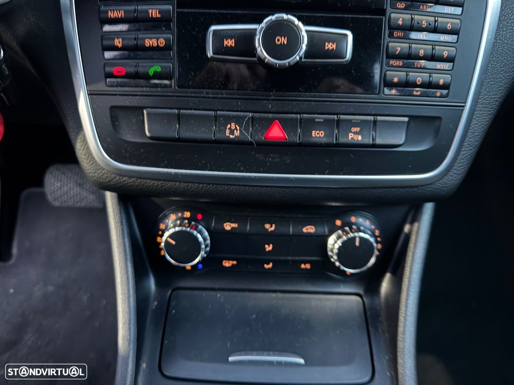 Mercedes-Benz CLA 220 d 7G-DCT Urban - 24