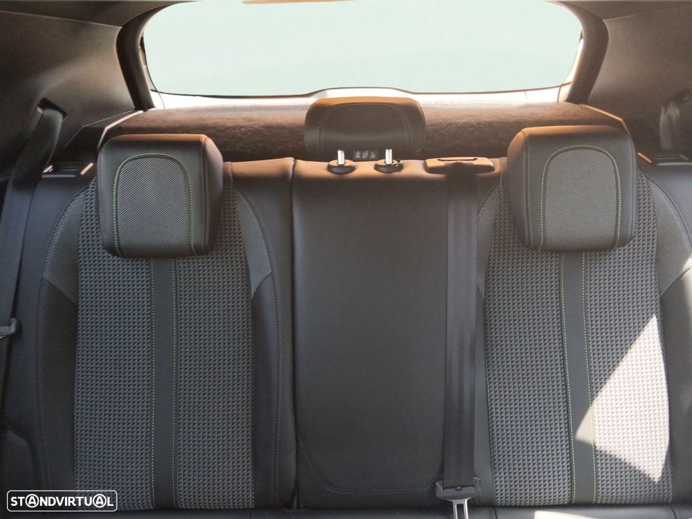 Peugeot 2008 1.5 BlueHDi GT - 16
