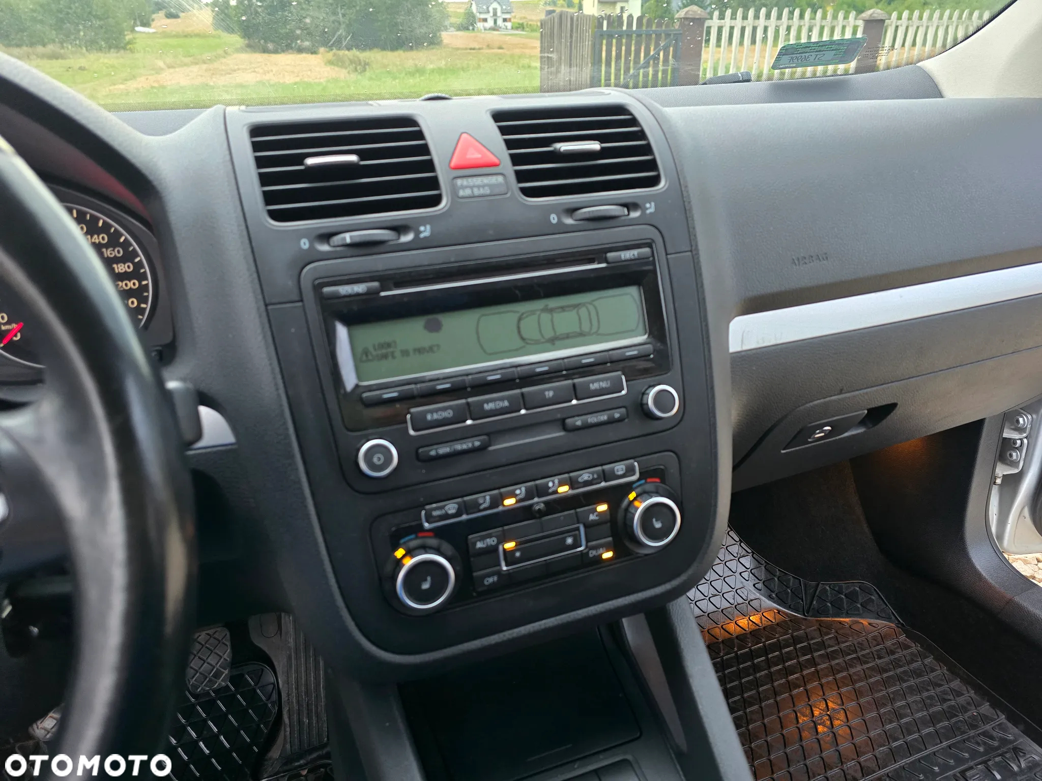 Volkswagen Jetta 1.4 TSI Comfortline - 26