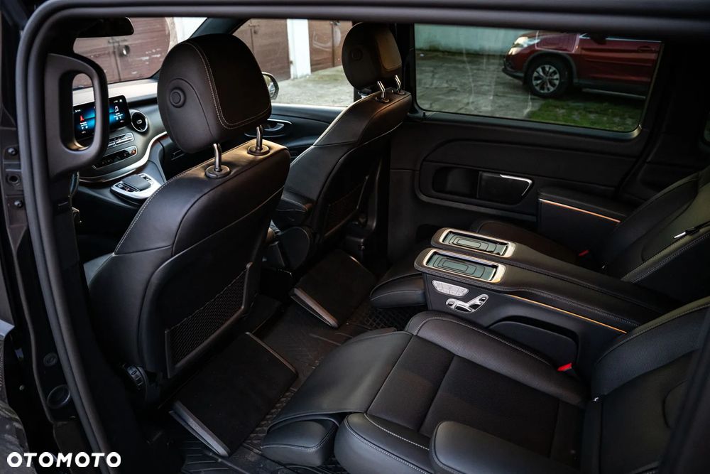 Mercedes-Benz Klasa V 300 d 4-Matic Exclusive 9G-Tronic (d³ugi) - 21