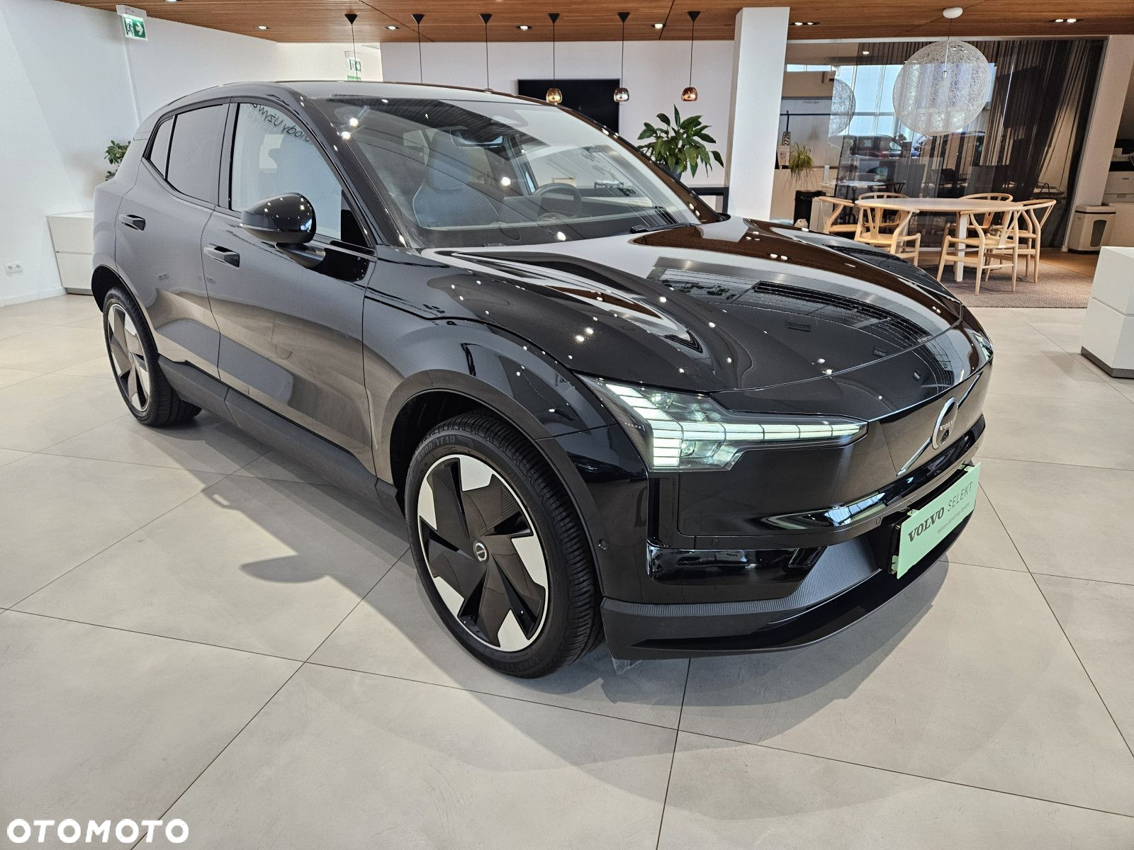 Volvo EX30 - 4
