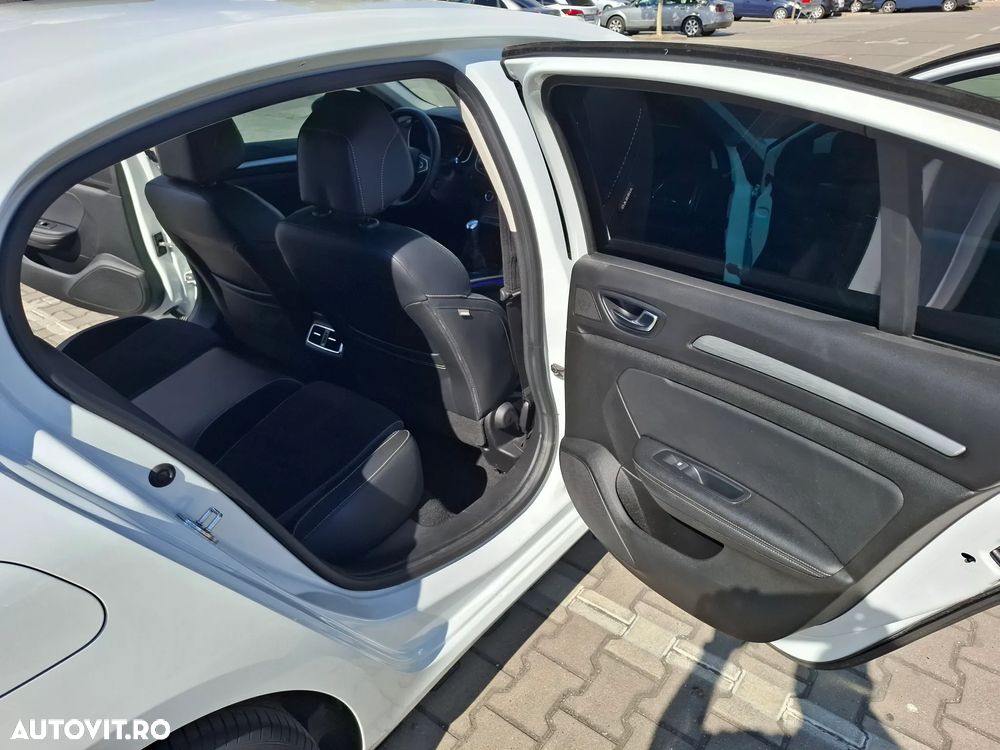 Renault Megane - 18