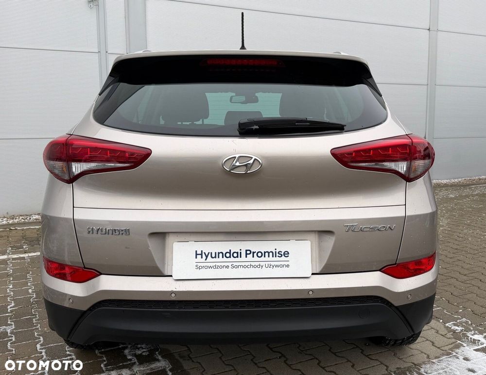 Hyundai Tucson 1.7 CRDI BlueDrive GO 2WD - 6