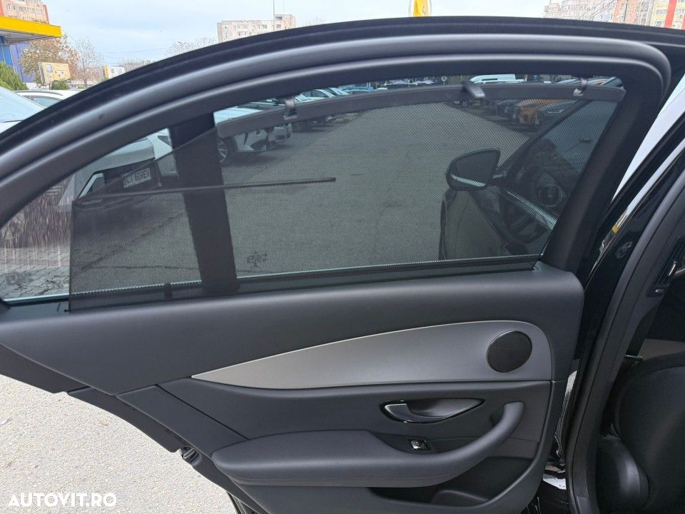 Mercedes-Benz E - 15