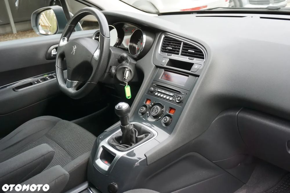 Peugeot 5008 1.6 Active 7os - 18